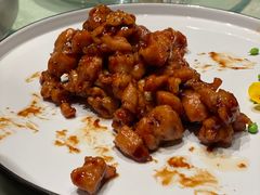 酱爆桃仁鸡丁-萃華楼(王府井店)
