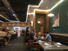 大堂-胡须佬鸡煲四季火锅店(石厦西村直营店)