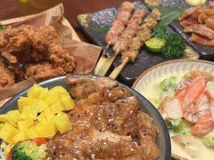 -8PINTS八品脱·日料·烧鸟·精酿小酒馆(莘庄店)