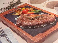 -牛扒先生·厚切雪花牛扒西餐厅(东平店)