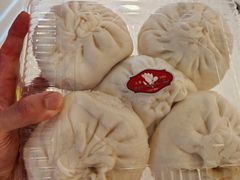 -白玉兰食品甜凤店(合生汇店)