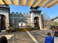 -茅山东方盐湖城景区