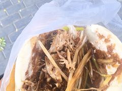 -烤鸭肉夹馍鸭汤店