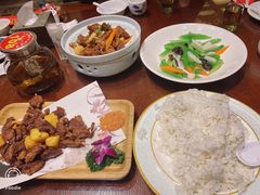 -八大碗·地道东北菜(中街店)