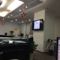 -威德钻石-克拉钻大本营(南京东路店)