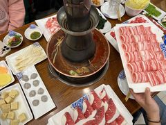 -楼外楼大刀肉传统火锅居(博学路店)