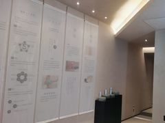 -灸春堂·艾灸·痛症·整脊连锁(之江银泰店)