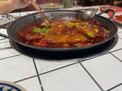 -旧街市鲜货老火锅(大光路店)