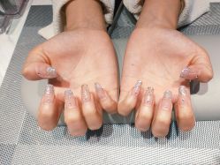 -丽心自助美甲美睫