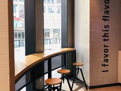 -瑞幸咖啡(三里屯SOHO-6号楼店)