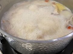 胡椒猪肚鸡-煲王粤菜餐厅(中侨中心店)