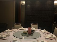 包厢-御花园·粤菜·海鲜火锅(中山公园店)