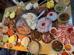 -赵美丽·重庆社区火锅·直营店(火车东站·中豪国际店)