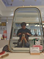 -镁连社·美联社