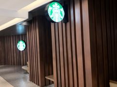 -星巴克臻选(国贸商城首店)