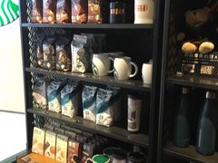 零售区-星巴克(北京王府井店)