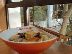 -龙华寺