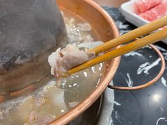 -楼外楼大刀肉传统火锅居(繁荣路店)