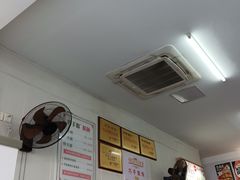 -巧手馄饨(箍桶巷店)