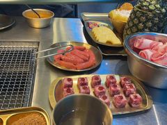 -围炉肉舍丹东海鲜烤肉·烤活鳗(步行街店)