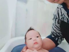 -秋歌护理·月嫂·育儿嫂(浦东医院店)