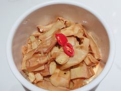 -渝是乎酸菜鱼(龙旗购物中心店)