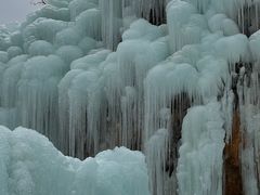 -大平台龙居瀑布旅游区