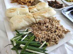 虾酱卷子-渔民船说·北塘海鲜·天津菜·海肠捞饭(北塘古镇店)