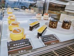 香草血橙慕斯蛋糕-Bracket Coffee(工体店)