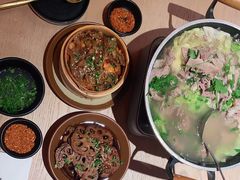 -川堂风·跷脚牛肉·乐山爆炒(宝山日月光店)