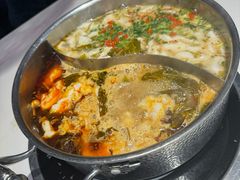 -德林酸菜鱼火锅(南丹店)