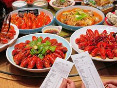 -沪小胖·小龙虾·蓝龙王(八佰伴店)