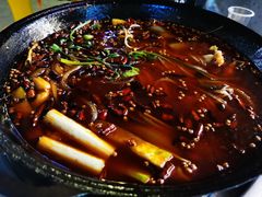 -鸿顺老铁锅美蛙鱼府(解放碑店)