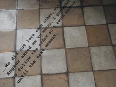 -吐斯廉屠杀博物馆