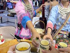 -刘姐啤酒鱼民族演艺餐厅(西街总店)