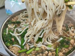 -正宗杨记普洱酸醋米线(总店)
