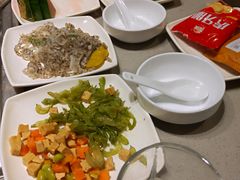 -海底捞火锅(高新万达店)
