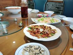 -大胡同天津菜·海肠捞饭·津门皮皮虾锅贴一绝(西姜井店)
