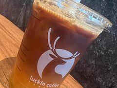 -瑞幸咖啡(大连罗斯福广场一层店)