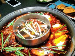 -渝涯重庆豆花老火锅(中赢国际店)