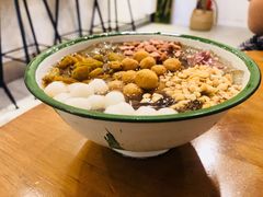 玫瑰糍粑冰粉-甜心闲生传统手工冰粉(人民广场店)