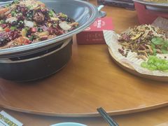 -有红鸡毛店·川菜(建设路店)