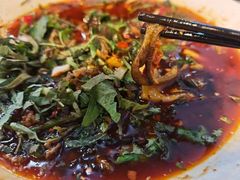 -大众跷脚牛肉馆·非遗传承单位(峨眉山店)