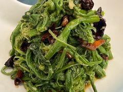 -乡村馕坑肉·烧烤·新疆菜·本地人更爱吃(阿勒泰首店)