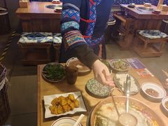 -洱火云南酸菜牛肉火锅(石景山当代商城店)