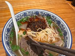 -嘻小北·兰州清汤牛肉面(太平洋森活天地店)