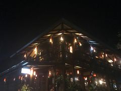 -Dash Teak House
