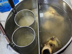 -何记港式牛杂