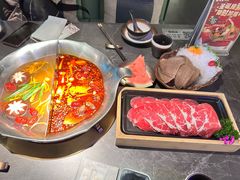 -湊湊火锅·茶憩(杭州湖滨银泰in77店)