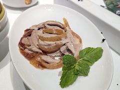 -贝勒爷·酥不腻烤鸭